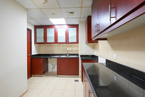 Apartment in Jumeirah Beach Residence, Dubai 2 bedrooms, 134.7 sq.m. № 18193 - photo 9