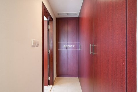 Apartment in Jumeirah Beach Residence, Dubai 2 bedrooms, 134.7 sq.m. № 18193 - photo 8