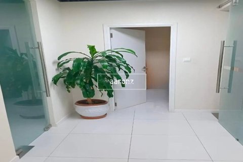 Office in Business Bay, Dubai 109.4 sq.m. № 18192 - photo 8