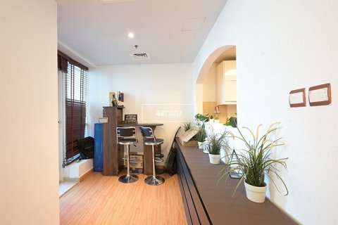 Apartment in Jumeirah Lake Towers, Dubai 2 bedrooms, 130.5 sq.m. № 18191 - photo 4