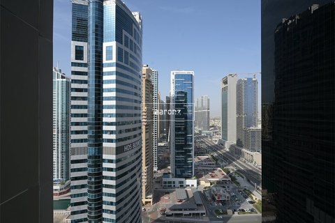 Apartment in Jumeirah Lake Towers, Dubai 2 bedrooms, 130.5 sq.m. № 18191 - photo 14