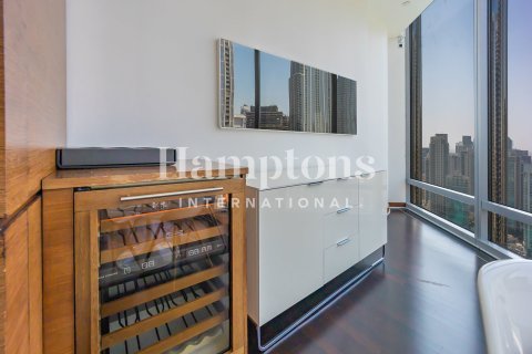 Apartment in Burj Khalifa, Dubai 2 bedrooms, 143.62803800 sq.m. № 63446 - photo 27