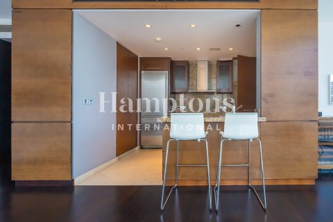 Apartment in Burj Khalifa, Dubai 2 bedrooms, 143.62803800 sq.m. № 63446 - photo 17