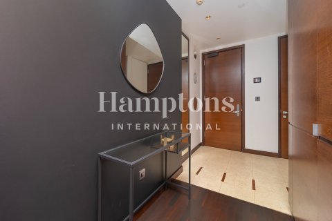 Apartment in Burj Khalifa, Dubai 2 bedrooms, 143.62803800 sq.m. № 63446 - photo 5