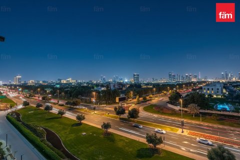 Apartment in Umm Suqeim, Dubai 2 bedrooms, 120.7 sq.m. № 85840 - photo 18