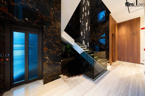 Villa en Al Wasl, Dubai, 5 dormitorios, 929.6 m², № 85842 - foto 13