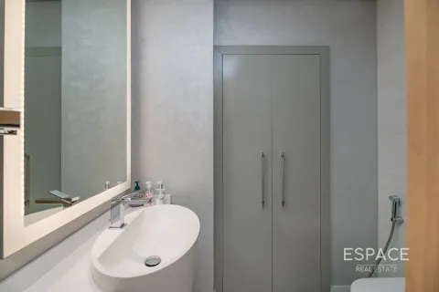 Снять в аренду квартиру в SLS Dubai Hotel & Residences, Бизнес-Бэй, Дубай: 1 спальня, 104м², № 71260 - фото 9