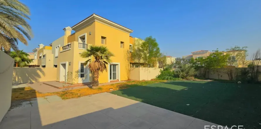 Таунхаус в Арабиан Ранчес, Дубай, 3 спальни, 213м², № 71263