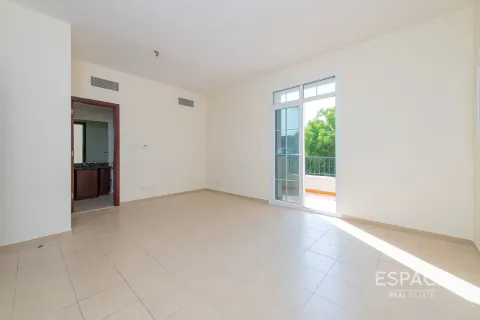 Снять в аренду таунхаус в Арабиан Ранчес, Дубай: 3 спальни, 213м², № 71263 - фото 7