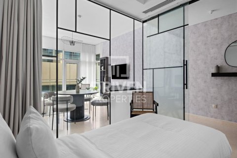 Apartment in Bay Square, Business Bay, Dubai 1 bedroom, 113.71 sq.m. № 129579 - photo 4