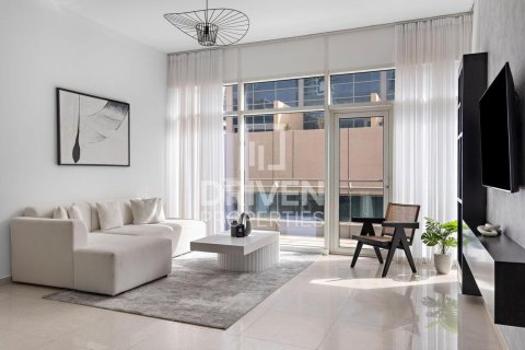 Apartment in Bay Square, Business Bay, Dubai 1 bedroom, 113.71 sq.m. № 129579 - photo 14