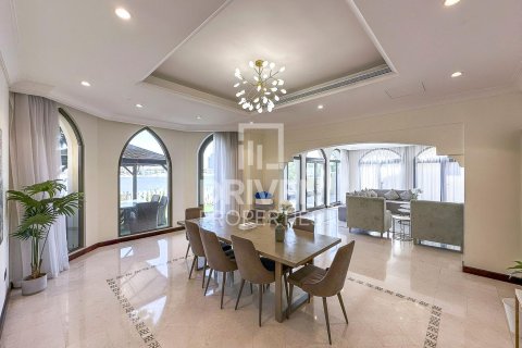 Villa à Garden Homes, Palm Jumeirah, Dubai, 5 chambres, 682 m², № 20746 - photo 3