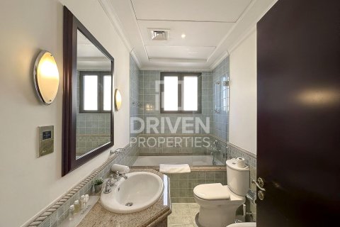 Villa à Garden Homes, Palm Jumeirah, Dubai, 5 chambres, 682 m², № 20746 - photo 27