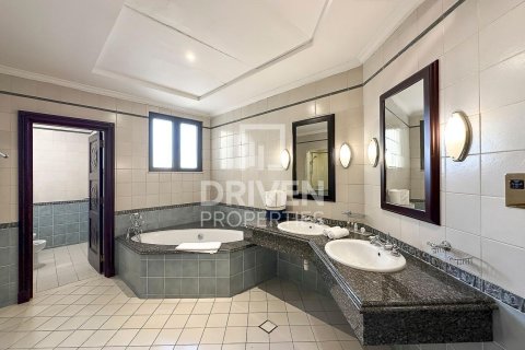 Villa à Garden Homes, Palm Jumeirah, Dubai, 5 chambres, 682 m², № 20746 - photo 22