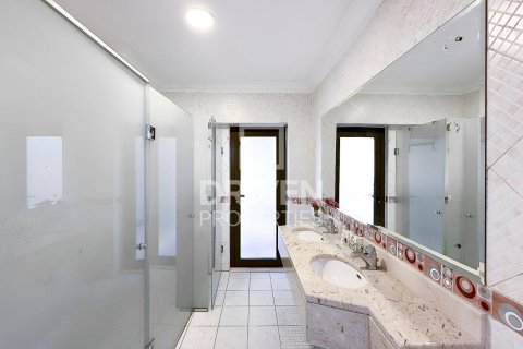 Villa à Garden Homes, Palm Jumeirah, Dubai, 5 chambres, 682 m², № 20746 - photo 13