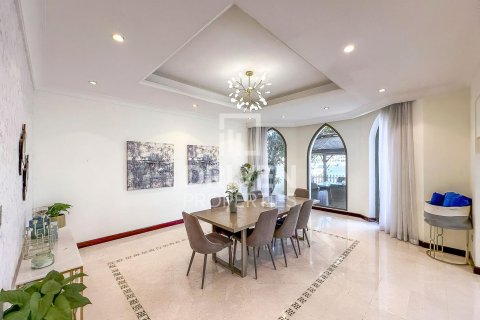 Villa à Garden Homes, Palm Jumeirah, Dubai, 5 chambres, 682 m², № 20746 - photo 2