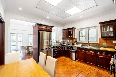 Villa en The Villa, Dubai, 4 dormitorios, 640 m², № 20760 - foto 16