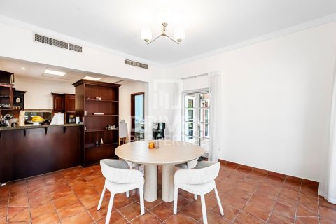 Villa en The Villa, Dubai, 4 dormitorios, 640 m², № 20760 - foto 20