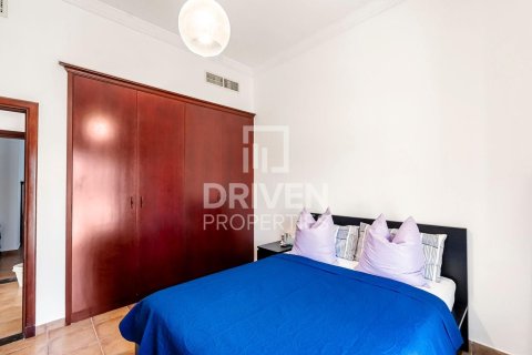 Villa en The Villa, Dubai, 4 dormitorios, 640 m², № 20760 - foto 15