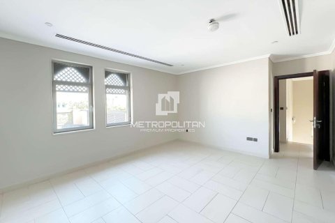 Villa en Regional, Jumeirah Park, Dubai, 5 dormitorios, 740 m², № 73157 - foto 5
