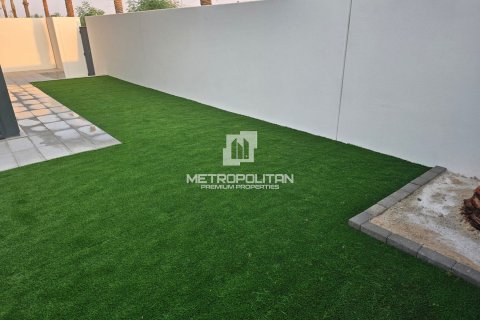 Villa in Arabian Ranches 3, Dubai 4 bedrooms, 302 sq.m. № 73162 - photo 3