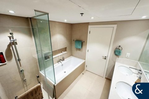 Купить квартиру в Dubai Creek Residence Tower 2 North, Dubai Creek Harbour (The Lagoons), Дубай: 2 спальни, 127м², № 98218 - фото 9