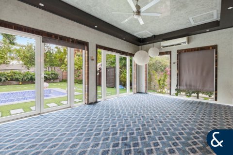 Купить виллу в Regional, Jumeirah Park, Дубай: 5 спален, 476м², № 98235 - фото 3