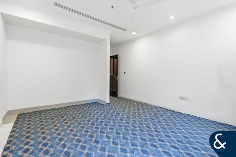 Купить виллу в Regional, Jumeirah Park, Дубай: 5 спален, 476м², № 98235 - фото 9