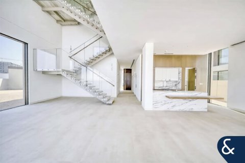 Вилла в Дубае, 5 спален, 543м², № 98237