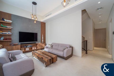 Villa en Victory Heights, Dubai Sports City, Dubai, 4 dormitorios, 389 m², № 98219 - foto 7