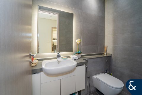 Villa en Victory Heights, Dubai Sports City, Dubai, 4 dormitorios, 389 m², № 98219 - foto 8