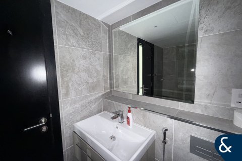 Apartment in AL MAJARA TOWERS in Dubai Marina, Dubai 1 bedroom, 78 sq.m. № 99139 - photo 19