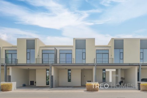 Купить виллу в Joy, Arabian Ranches 3, Дубай: 3 спальни, 180м², № 16325 - фото 1