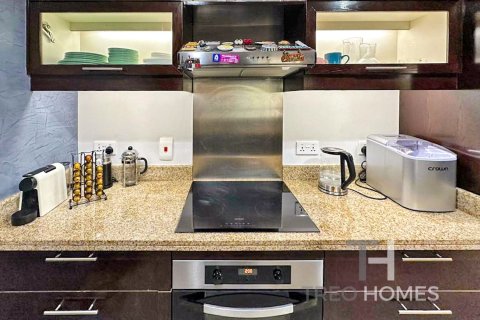 Apartment in Burj Khalifa, Dubai 1 bedroom, 84 sq.m. № 16327 - photo 6