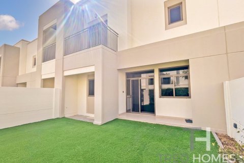 Townhouse in Naseem Townhouses, Town Square, Dubai 3 bedrooms, 207 sq.m. № 16326 - photo 3