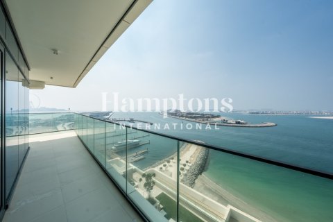 Apartment in Dubai Harbour, Dubai 3 bedrooms, 197.93 sq.m. № 102093