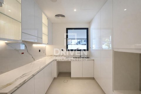 Villa à Dubai Land, Dubai, 3 chambres, 281.59 m², № 129718 - photo 24