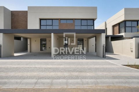 Villa à Dubai Land, Dubai, 3 chambres, 281.59 m², № 129718