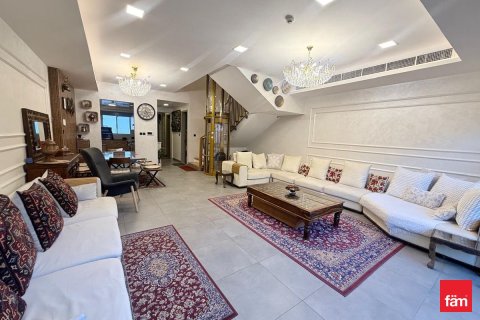 Adosado en Dubai, 4 dormitorios, 169.5 m², № 94822 - foto 3