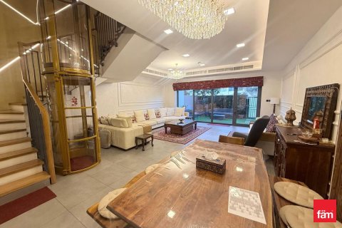 Adosado en Dubai, 4 dormitorios, 169.5 m², № 94822 - foto 6