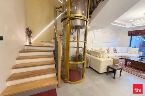 Adosado en Dubai, 4 dormitorios, 169.5 m², № 94822 - foto 8