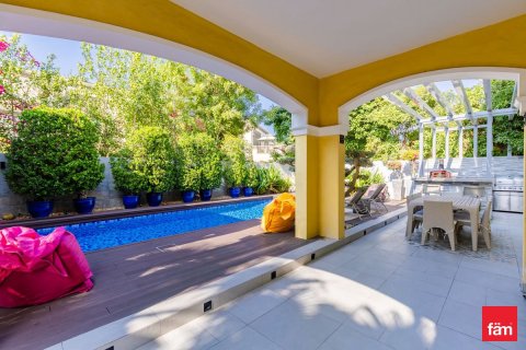 فيلا في دبي 3 غرف نوم, 566.9 م² رقم 70696 - صورة 1