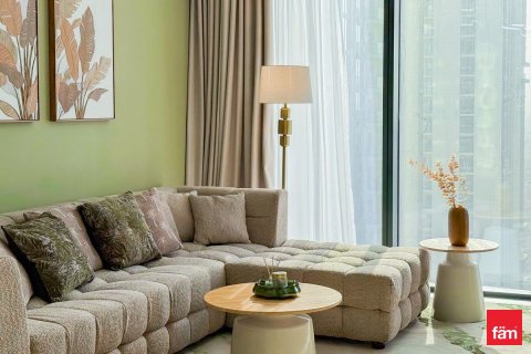 Снять в аренду квартиру в Дубае: 2 спальни, 98.2м², № 70697 - фото 2