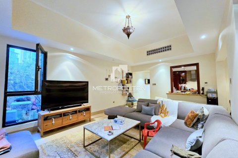 Купить квартиру в Old Town, Дубай: 2 спальни, 218м², № 14965 - фото 4