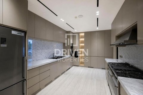 Villa in Palm Jumeirah, Dubai 6 bedrooms, 1358.15 sq.m. № 137168 - photo 13