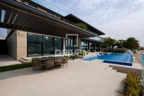 Villa in Palm Jumeirah, Dubai 6 bedrooms, 1358.15 sq.m. № 137168 - photo 21