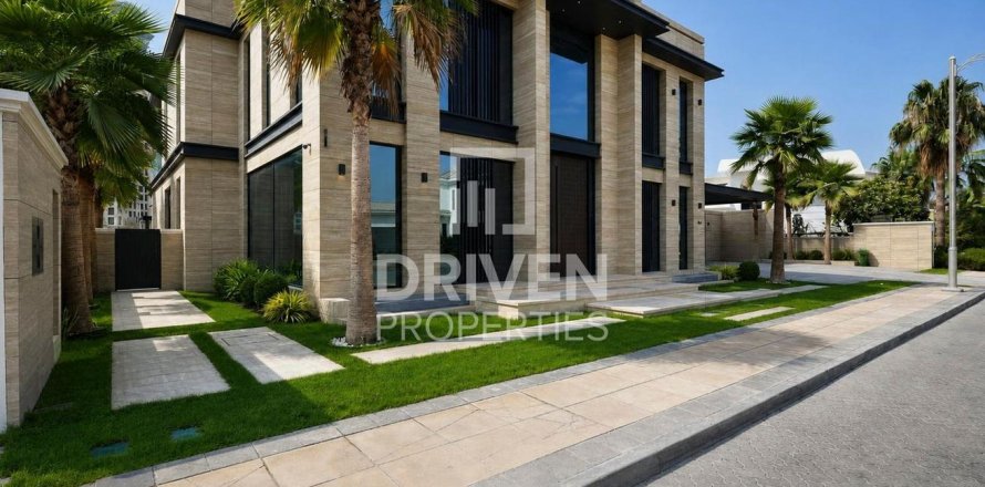 Villa in Palm Jumeirah, Dubai 6 bedrooms, 1358.15 sq.m. № 137168