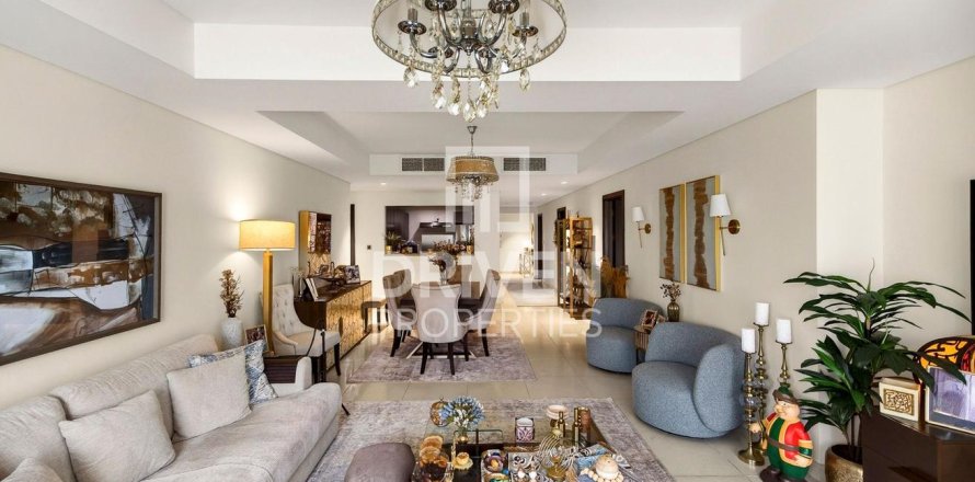 Apartment in The Crescent, Palm Jumeirah, Dubai 3 bedrooms, 397.9 sq.m. № 137161