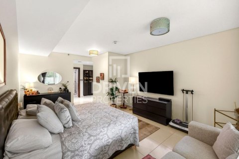 Apartment in The Crescent, Palm Jumeirah, Dubai 3 bedrooms, 397.9 sq.m. № 137161 - photo 12