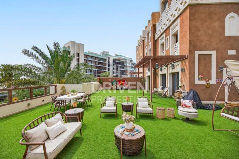 Apartment in The Crescent, Palm Jumeirah, Dubai 3 bedrooms, 397.9 sq.m. № 137161 - photo 18